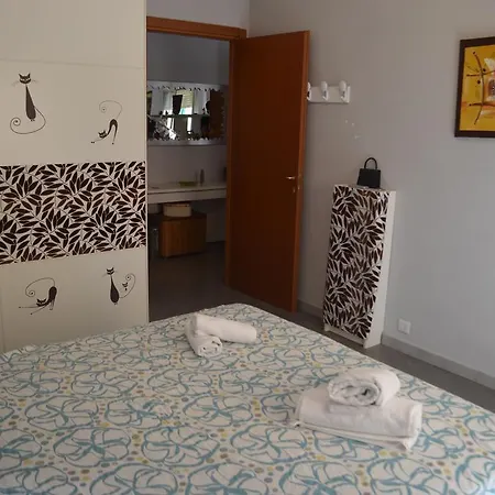 Samu's House Apartament *